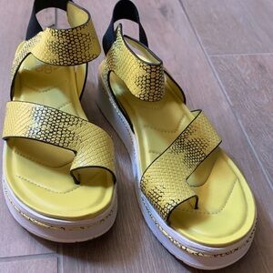 Franco Sarto platform sandals